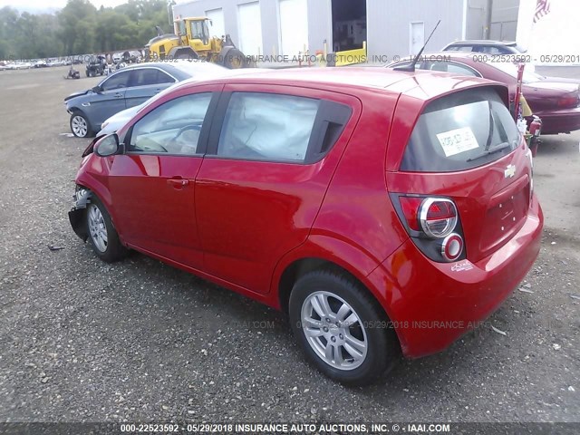 1G1JB6SH3C4219349 - 2012 CHEVROLET SONIC LS 红色 照片 3