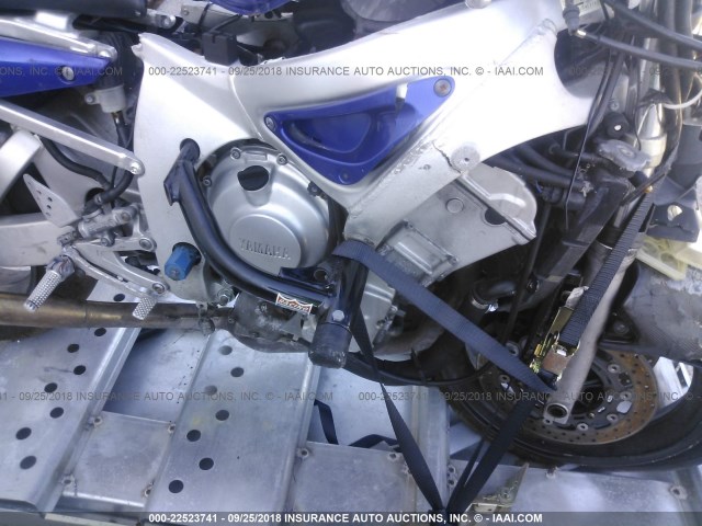 JYARJ04E51A018012 - 2001 YAMAHA YZF-R6 L BLUE photo 8