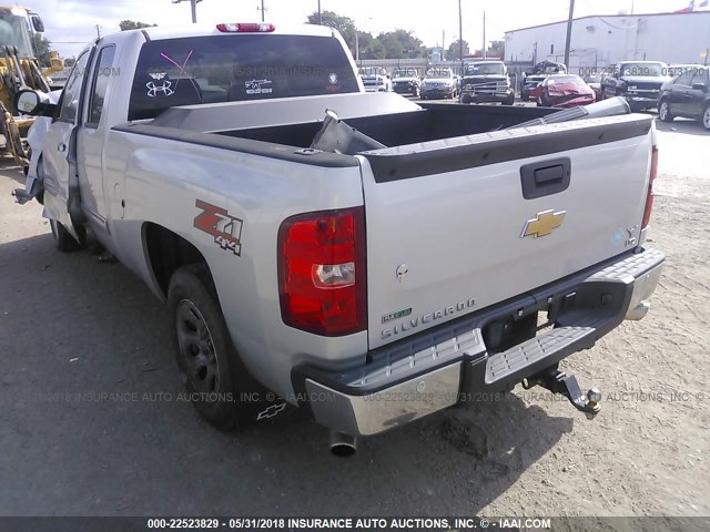 1GCRKTE37BZ241851 - 2011 CHEVROLET SILVERADO K1500 LTZ SILVER photo 3