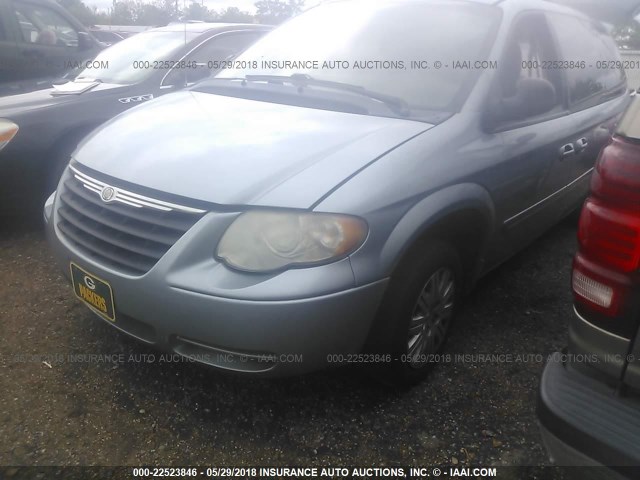 2C4GP44R75R417042 - 2005 CHRYSLER TOWN & COUNTRY LX BLUE photo 2