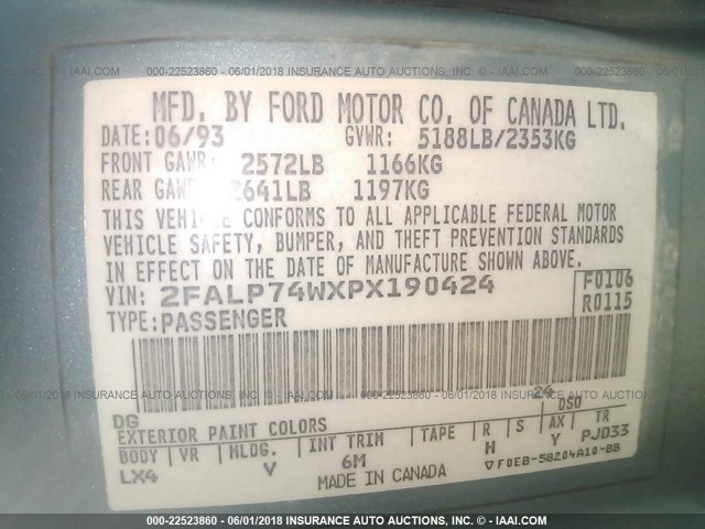 2FALP74WXPX190424 - 1993 FORD CROWN VICTORIA LX Light Blue photo 9