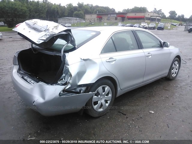 4T1BE46K57U183663 - 2007 TOYOTA CAMRY NEW GENERAT CE/LE/XLE/SE SILVER photo 4