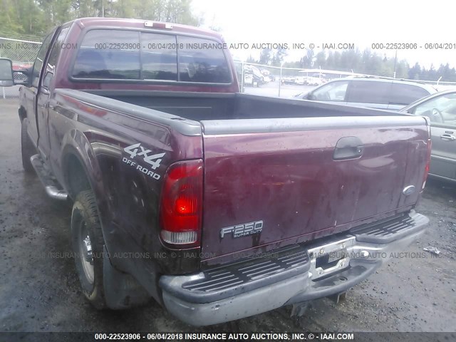 1FTNX21F3YEA89965 - 2000 FORD F250 SUPER DUTY RED photo 3