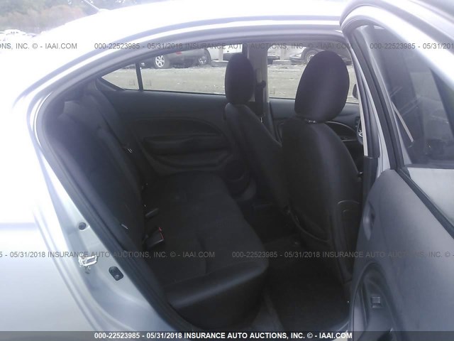 ML32F3FJ3HHF17191 - 2017 MITSUBISHI MIRAGE G4 ES ვერცხლისფერი ფოტო 8