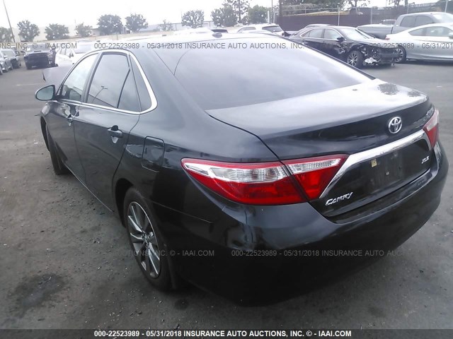 4T4BF1FK8FR474979 - 2015 TOYOTA CAMRY LE/XLE/SE/XSE BLACK photo 3