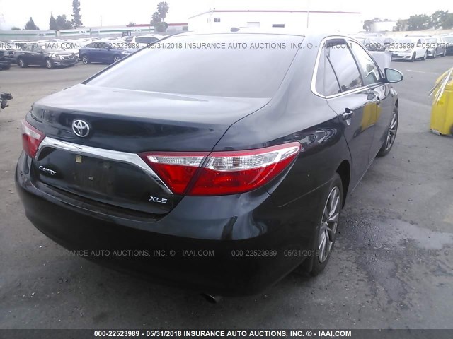 4T4BF1FK8FR474979 - 2015 TOYOTA CAMRY LE/XLE/SE/XSE BLACK photo 4