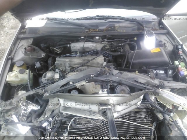 4T1BG28K8WU280608 - 1998 TOYOTA CAMRY CE/LE/XLE TAN photo 10