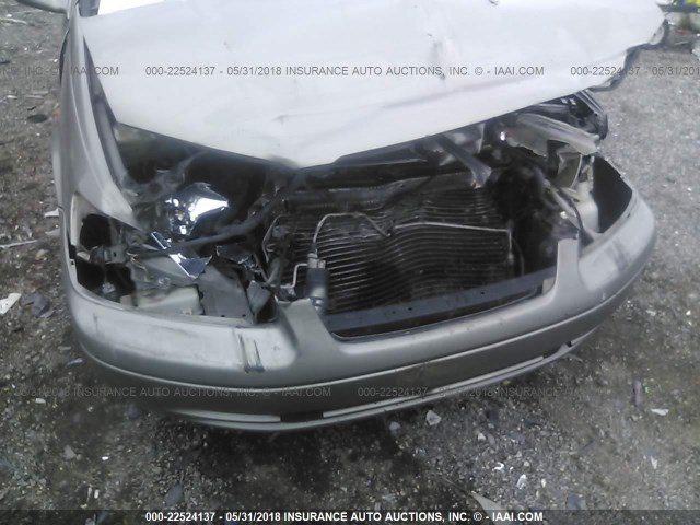 4T1BG28K8WU280608 - 1998 TOYOTA CAMRY CE/LE/XLE TAN photo 6