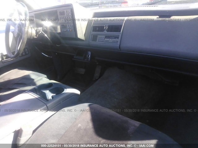 1GTDC14K0LE517431 - 1990 GMC SIERRA C1500 BLACK photo 5