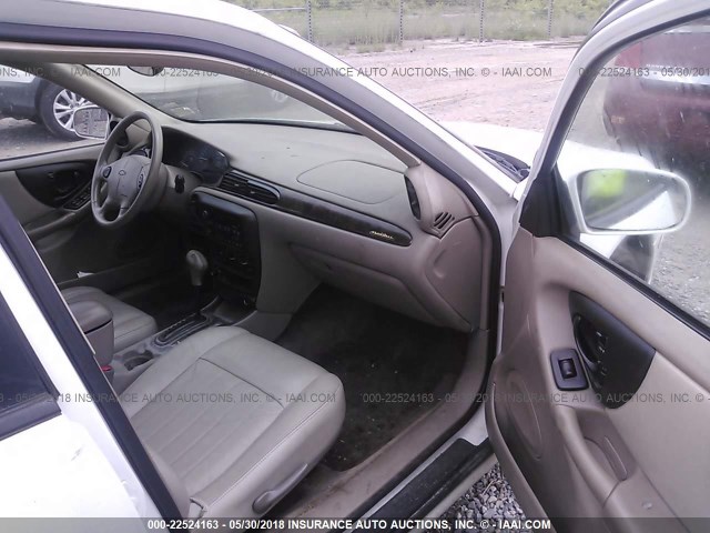 1G1NE52J62M676287 - 2002 CHEVROLET MALIBU LS თეთრი ფოტო 5