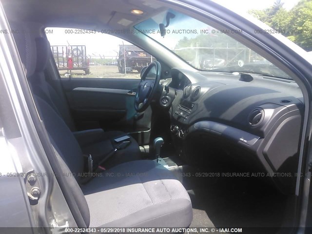 KL1TD5DE1BB130503 - 2011 CHEVROLET AVEO LS/LT 灰色 照片 5