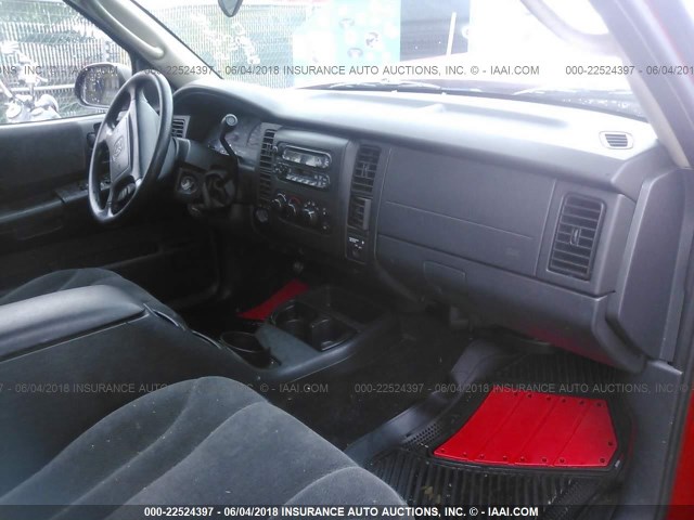 1B7HG2AN31S265568 - 2001 DODGE DAKOTA QUAD RED photo 5