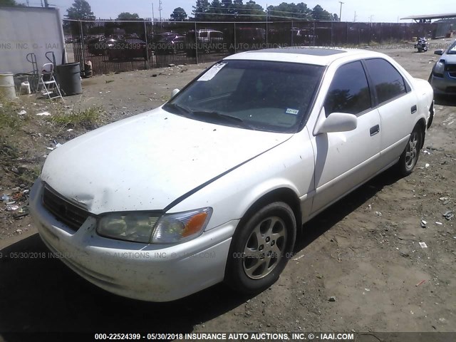 4T1BG22K4YU935889 - 2000 TOYOTA CAMRY CE/LE/XLE WHITE photo 2
