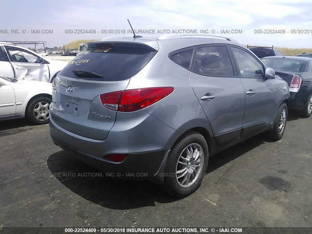 KM8JU3AC0BU126952 - 2011 HYUNDAI TUCSON GLS/LIMITED SILVER photo 4