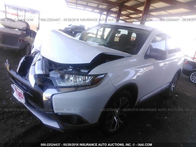 JA4AD2A34HZ043609 - 2017 MITSUBISHI OUTLANDER ES 白色 照片 2