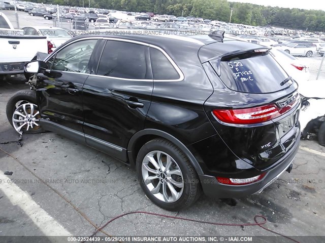 5LMCJ2C99HUL00097 - 2017 LINCOLN MKC SELECT შავი ფოტო 3