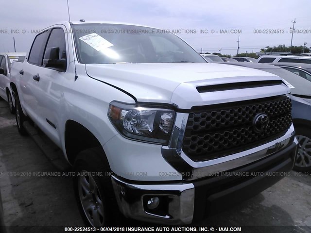 5TFEM5F19JX128091 - 2018 TOYOTA TUNDRA CREWMAX SR5 WHITE photo 1