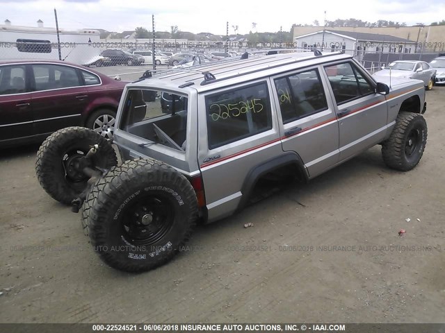 1J4FJ68SXTL166121 - 1996 JEEP CHEROKEE SPORT/CLASSIC SILVER photo 4