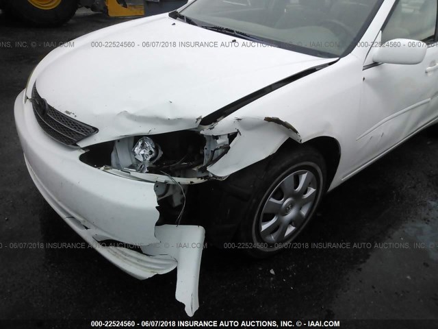 4T1BE32K03U132629 - 2003 TOYOTA CAMRY LE/XLE/SE თეთრი ფოტო 6