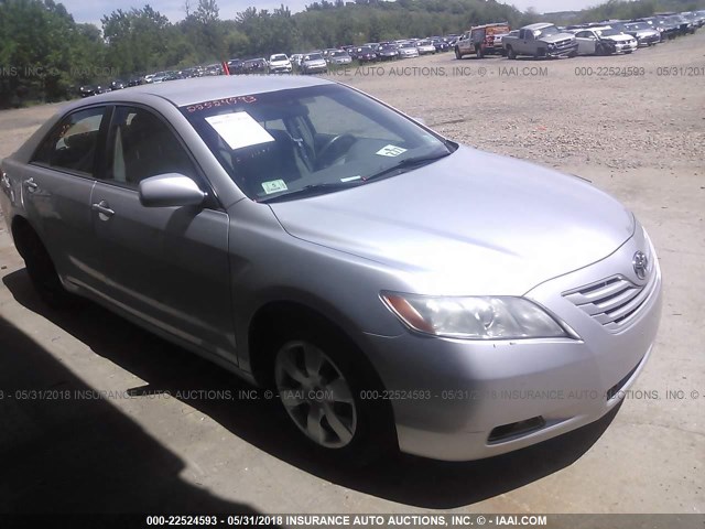 4T1BK46K58U573320 - 2008 TOYOTA CAMRY LE/XLE/SE SILVER photo 1
