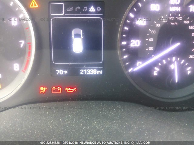 KM8J3CA22HU303617 - 2017 HYUNDAI TUCSON LIMITED/SPORT AND ECO/SE WHITE photo 7