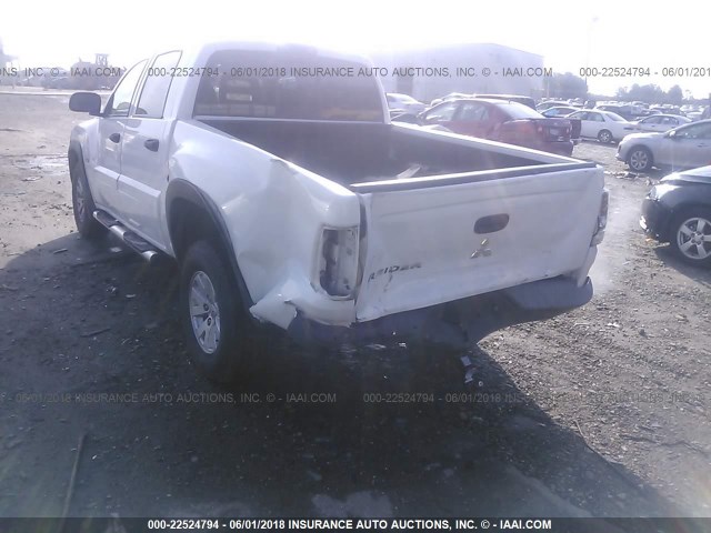 1Z7HC38KX6S574608 - 2006 MITSUBISHI RAIDER DUROCROSS WHITE photo 6