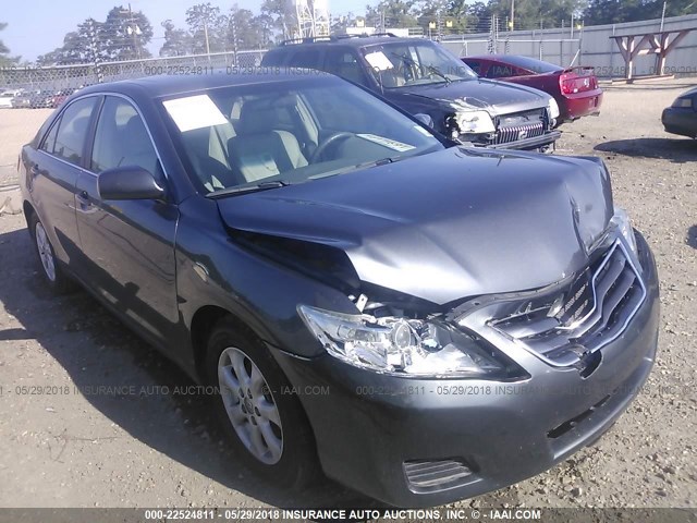 4T1BF3EK6BU648808 - 2011 TOYOTA CAMRY SE/LE/XLE 灰色 照片 1