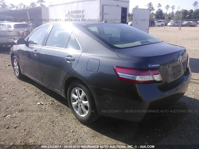 4T1BF3EK6BU648808 - 2011 TOYOTA CAMRY SE/LE/XLE 灰色 照片 3