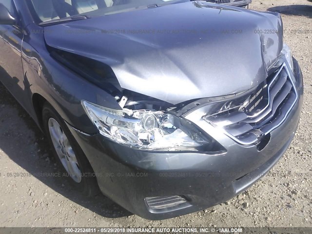 4T1BF3EK6BU648808 - 2011 TOYOTA CAMRY SE/LE/XLE 灰色 照片 6