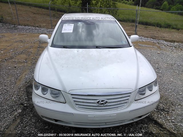 KMHFC46F07A144975 - 2007 HYUNDAI AZERA SE/LIMITED WHITE photo 6