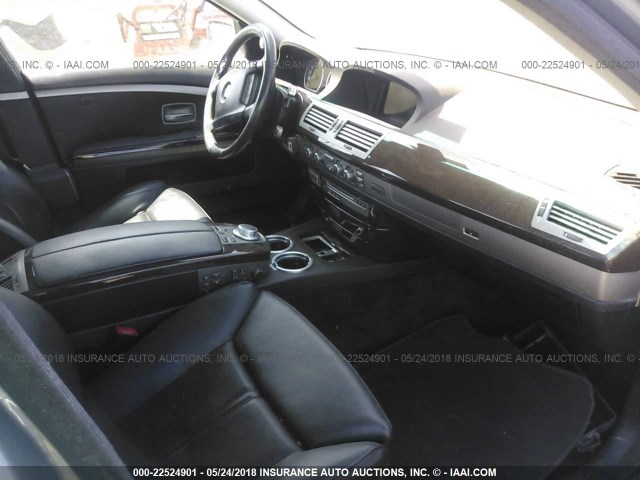 WBAHL83576DT07020 - 2006 BMW 750 I GRAY photo 5