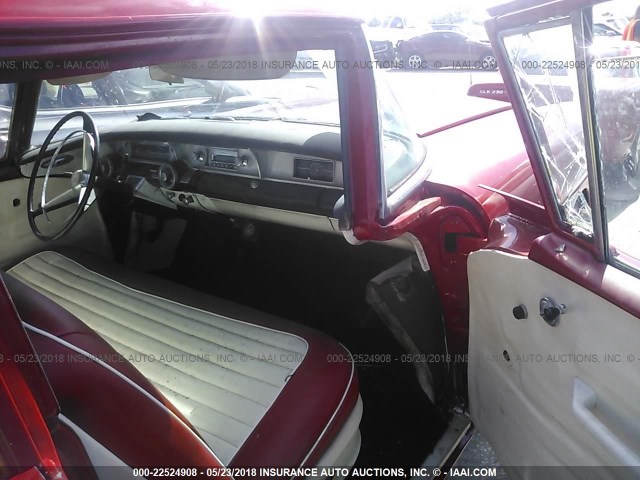 4D6001450 - 1957 BUICK 4 DOOR SEDAN  红色 照片 5