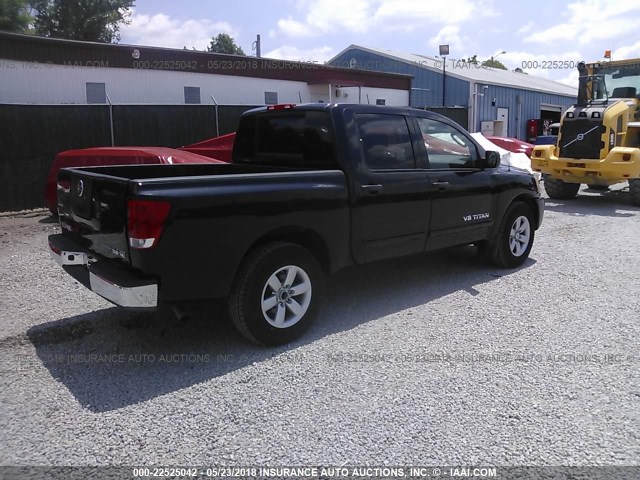 1N6BA07D49N317811 - 2009 NISSAN TITAN XE/SE/LE BLACK photo 4