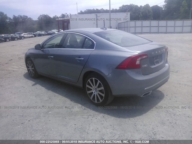 LYV402HK6JB164571 - 2018 VOLVO S60 PREMIER GRAY photo 3