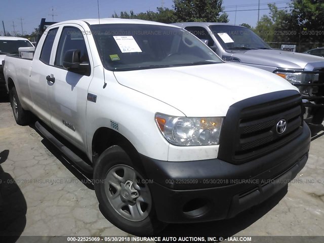 5TFTY5F16DX007888 - 2013 TOYOTA TUNDRA DOUBLE CAB SR5 BEIGE photo 1