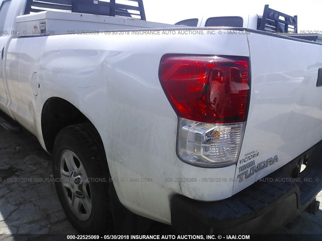 5TFTY5F16DX007888 - 2013 TOYOTA TUNDRA DOUBLE CAB SR5 BEIGE photo 6