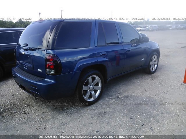 IGNET13H662215732 - 2006 CHEVROLET TRAILBLAZER SS BLUE photo 4