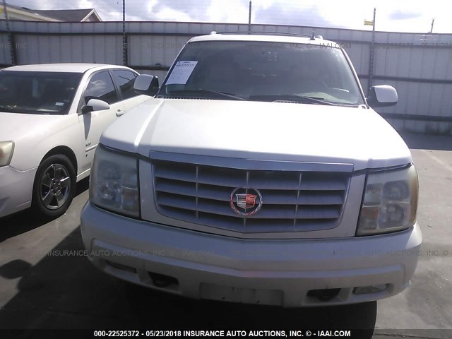 1GYEC63N46R105825 - 2006 CADILLAC ESCALADE LUXURY თეთრი ფოტო 6