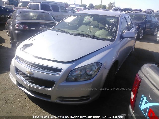1G1ZC5E09A4102078 - 2010 CHEVROLET MALIBU 1LT 银色 照片 2