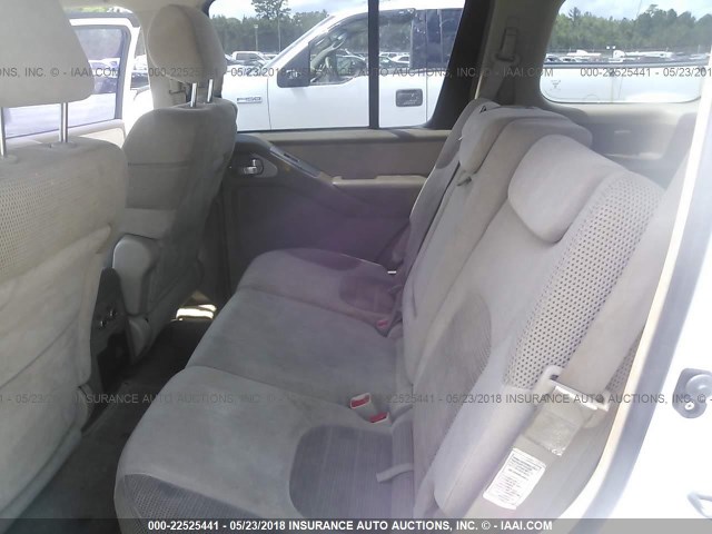 5N1AR18UX6C639965 - 2006 NISSAN PATHFINDER LE/SE/XE WHITE photo 8