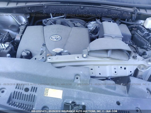 5TDBZRFH6HS412867 - 2017 TOYOTA HIGHLANDER LE/LE PLUS GRAY photo 10