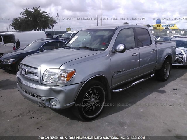 5TBET34186S555763 - 2006 TOYOTA TUNDRA DOUBLE CAB SR5 SILVER photo 2