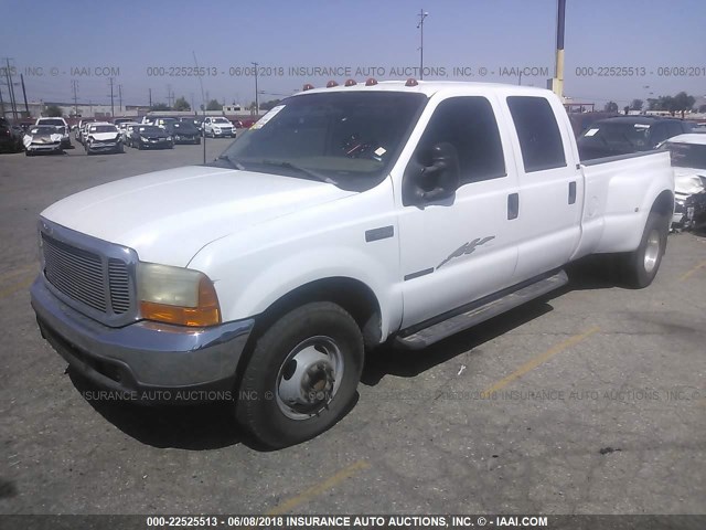 1FTWW32F6YEB20833 - 2000 FORD F350 SUPER DUTY WHITE photo 2