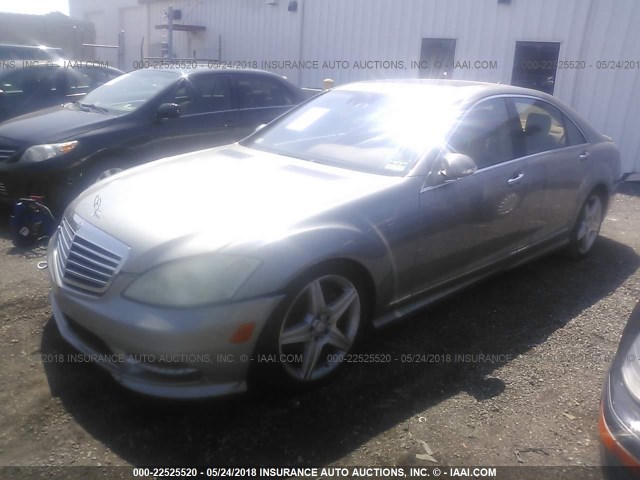 WDDNG86X79A243354 - 2009 MERCEDES-BENZ S 550 4MATIC Champagne photo 2