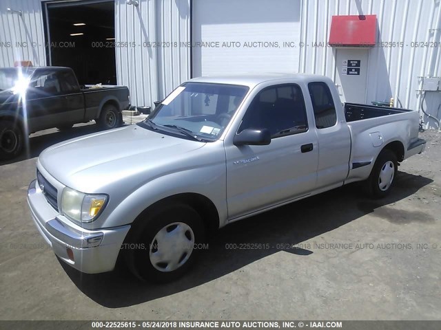 4TAVL52N4YZ656384 - 2000 TOYOTA TACOMA XTRACAB SILVER photo 2