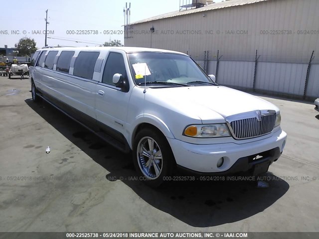 5LMRU27A2XLJ30885 - 1999 LINCOLN NAVIGATOR 白色 照片 1
