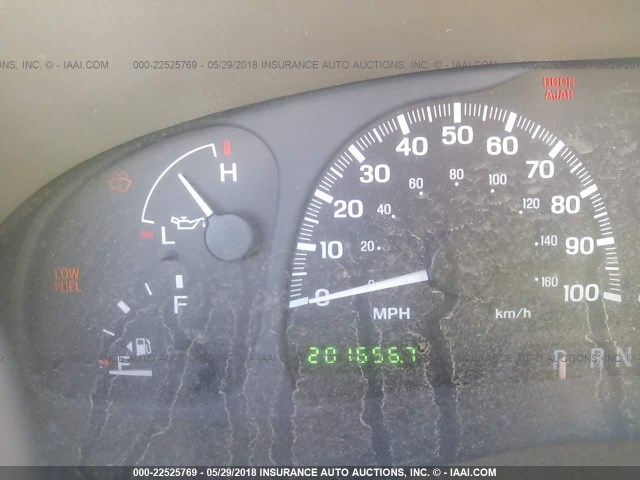 5LMFU28R91LJ24497 - 2001 LINCOLN NAVIGATOR WHITE photo 7