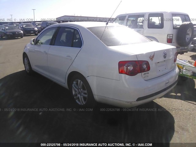 3VWEF71K17M186715 - 2007 VOLKSWAGEN JETTA WOLFSBURG 白色 照片 3