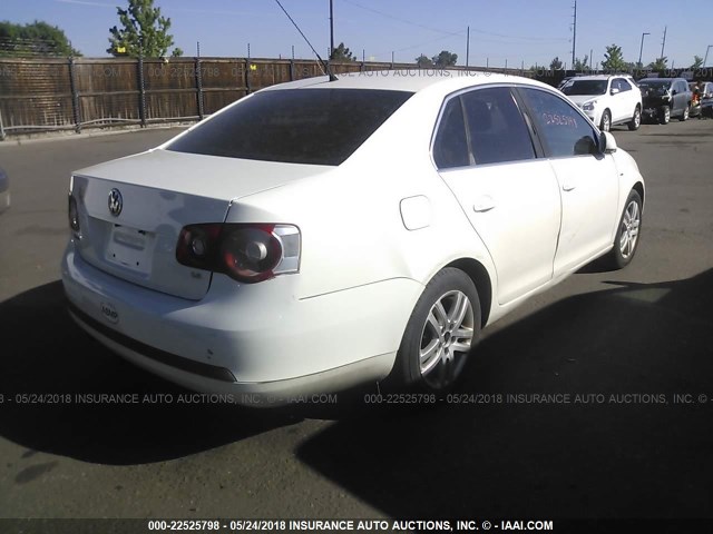 3VWEF71K17M186715 - 2007 VOLKSWAGEN JETTA WOLFSBURG 白色 照片 4
