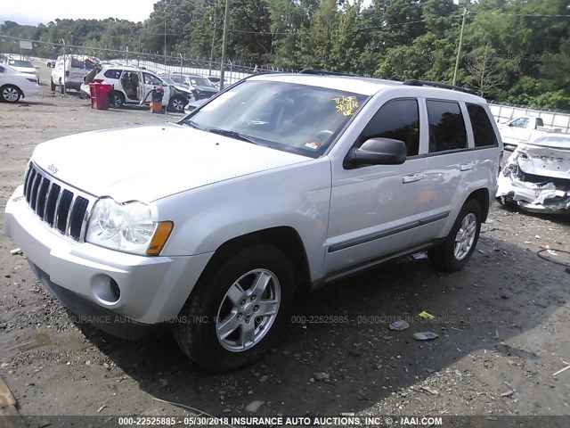 1J8GS48K17C526726 - 2007 JEEP GRAND CHEROKEE LAREDO/COLUMBIA/FREEDOM 银色 照片 2
